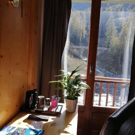 Alpazur Val Cenis 3*