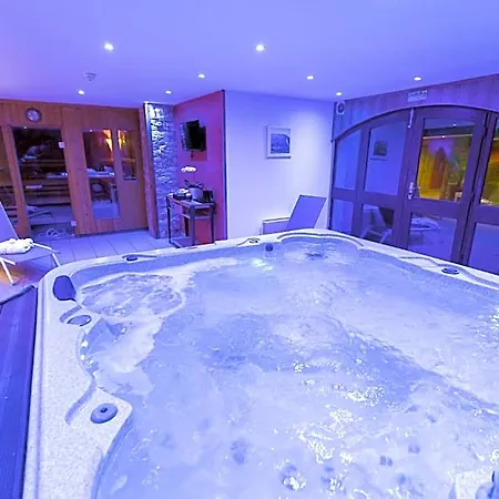 Alpazur Val Cenis Hotel
